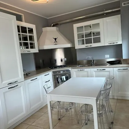 Il Maniero شقة أنكونا